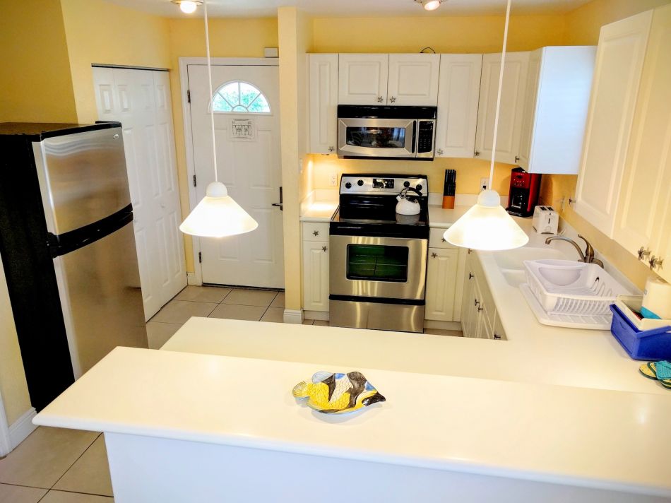 Compass Point 2bed 1bed dlx kitchen