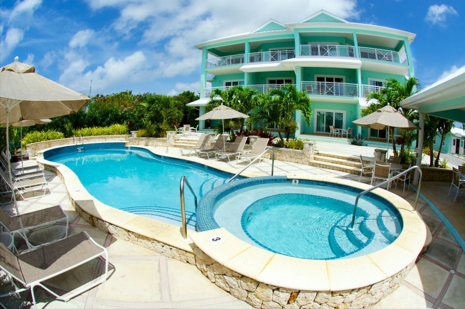 Three Bedroom Poolside Penthouse Condominium